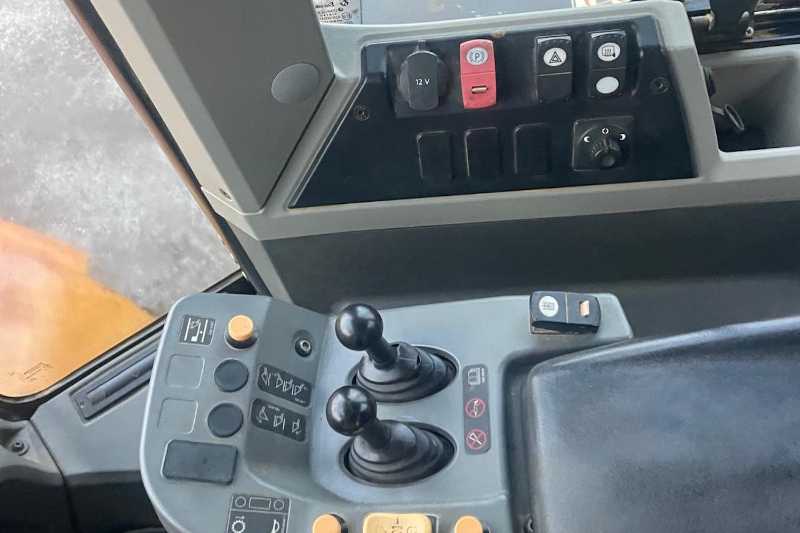 OmecoHub - Immagine CATERPILLAR 950M